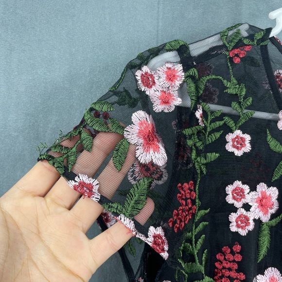 Modcloth Dress Womens Large Sweet Nostalgia Embroidered Black Pink Short Sleeve - Picture 5 of 11